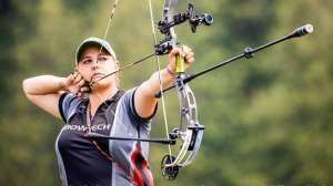 Bowtech Page Pearce shooter of the year f4159788da6a13a05c7755e7e3b29890 210809 082502