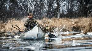Buck in a canoe f4159788da6a13a05c7755e7e3b29890 200320 102501