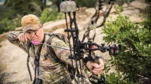 Cropped Easton archery hunter 1 f4159788da6a13a05c7755e7e3b29890