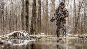 Web Barnett Crossbows lifestyle hunter 3