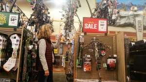 Traveling bowhunter shopping f4159788da6a13a05c7755e7e3b29890 200805 112503